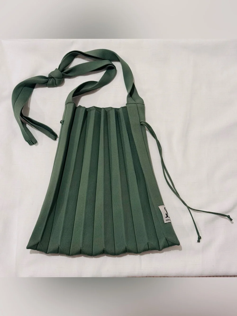 Joseph & Stacey Pleated Knit Bag Mugwart